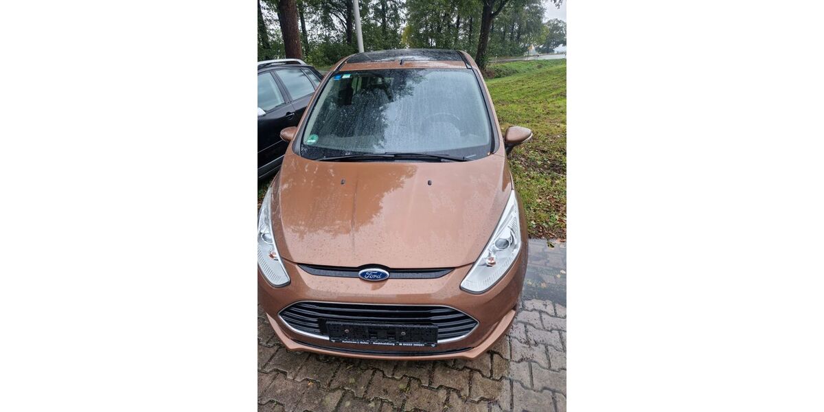 Ford B-Max 126.040 km 6.250 &euro; Ganderkesee 27777