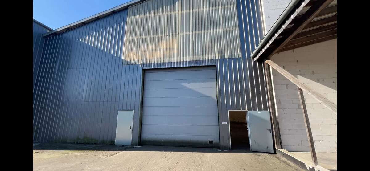 Halle in Bremen 2.250 € 500 m² zimmer