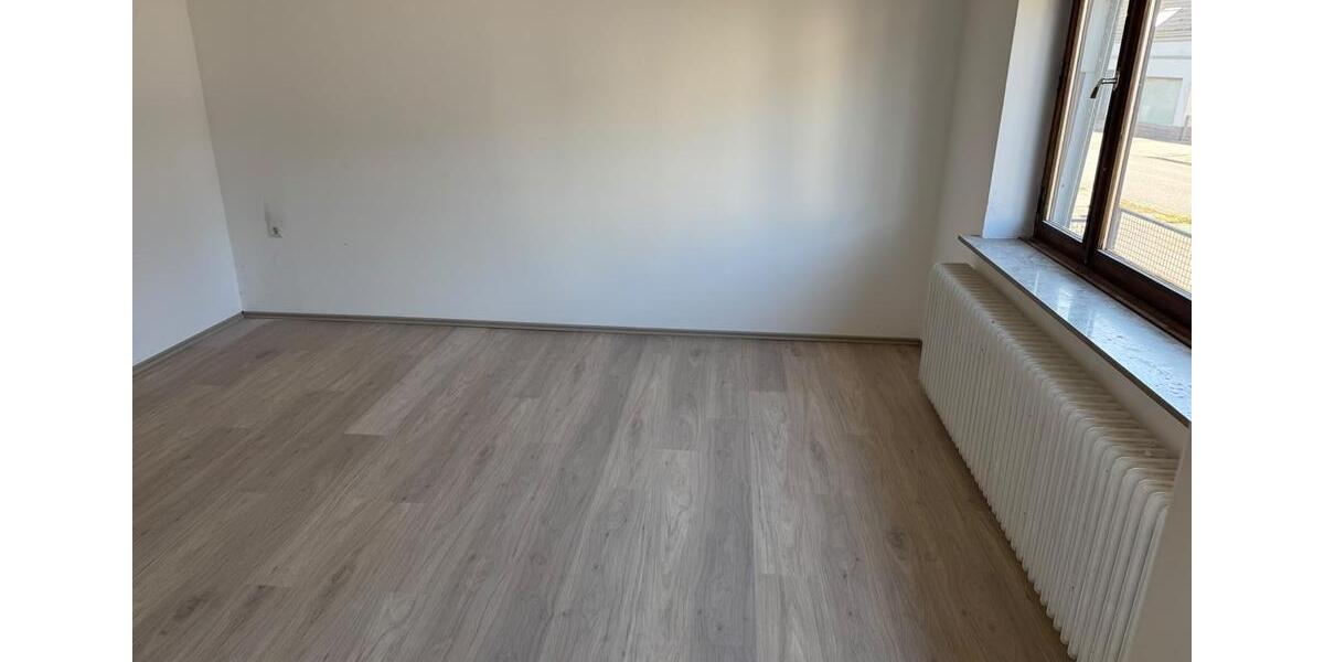 Erdgeschoßwohnung Bremen Blumenthal - 3 Zimmer, 75 m&sup2;, 916&euro; | Angebot:27657727
