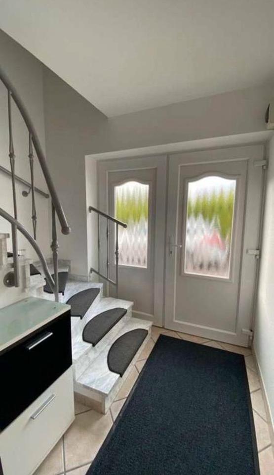 Neuwertige 4-Zimmer Wohnung in Syke mit Solaranlage zimmer