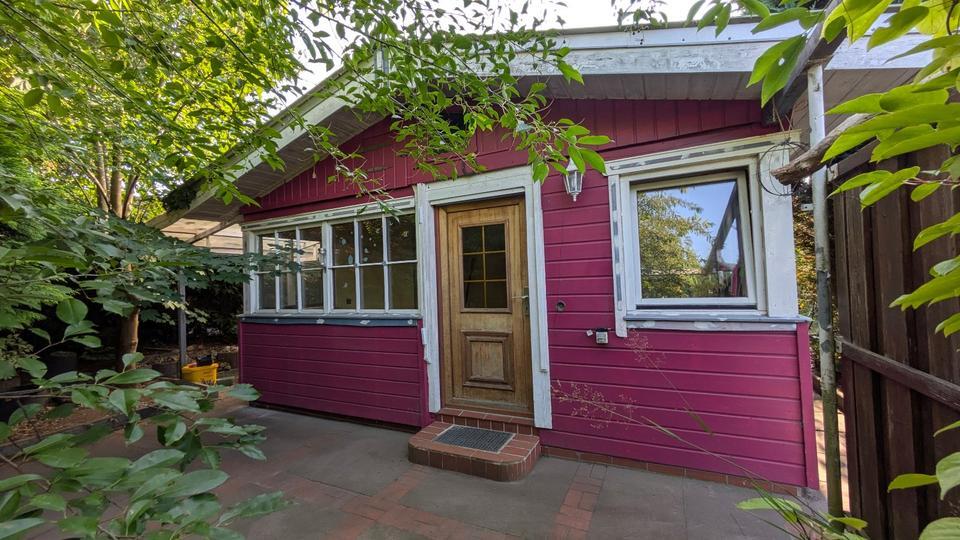 Wochenendhaus Tinyhouse Holzhaus in einem Wochenendgebiet