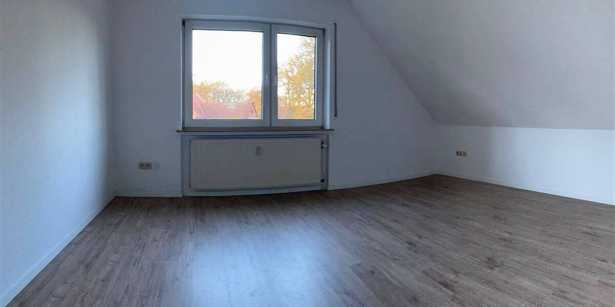 Mehrfamilienhaus, Wohnhaus Ganderkesee Hoykenkamp - 7 Zimmer, 190 m&sup2;, 385.000&euro; | Angebot:26139562