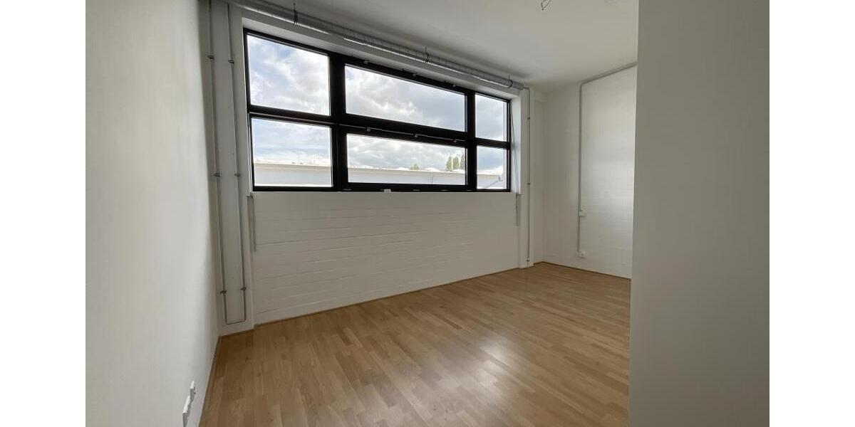 Etagenwohnung Bremen Häfen - 2 Zimmer, 101 m&sup2;, 1.189&euro; | Angebot:23705581