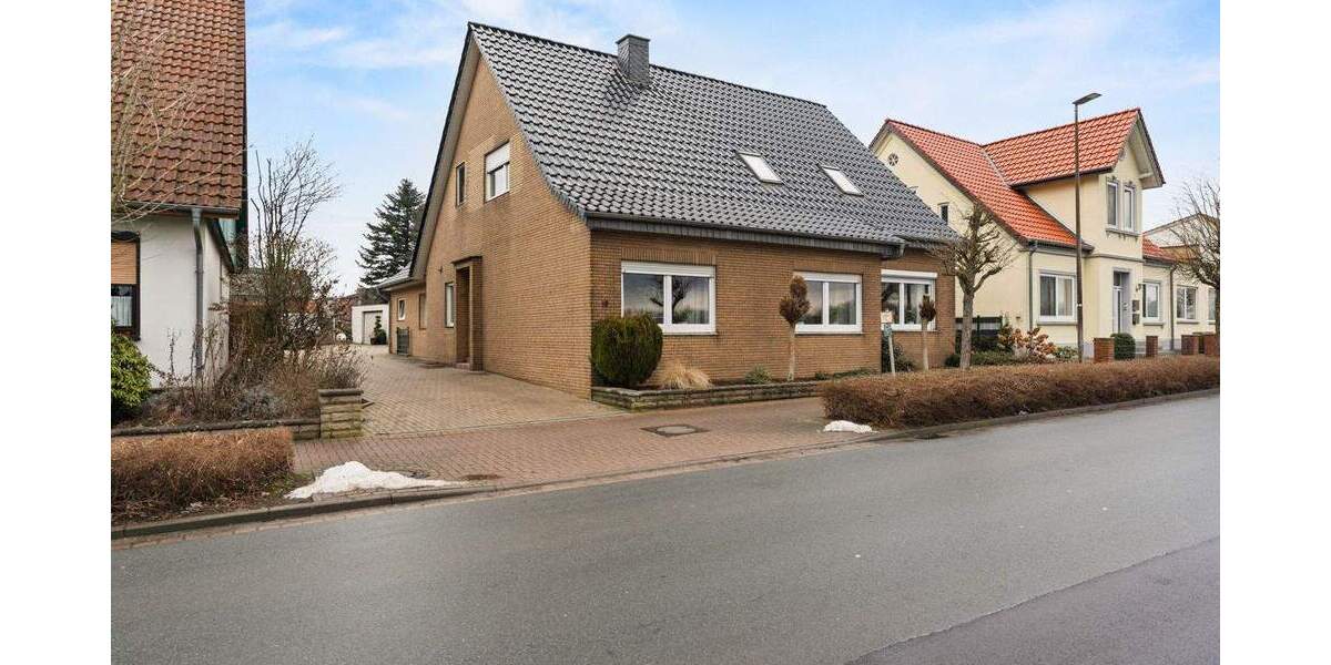 Einfamilienhaus Bassum Osterbinde - 9 Zimmer, 244 m&sup2;, 415.000&euro; | Angebot:25796677