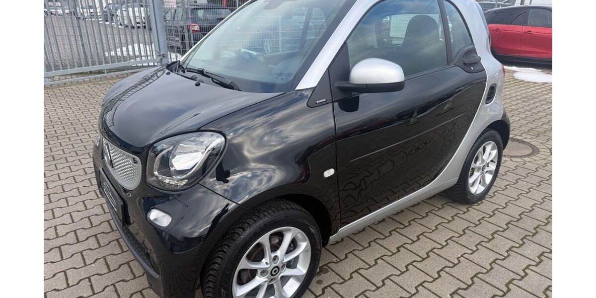 Smart ForTwo 60.800 km 11.781 &euro; Achim 28832