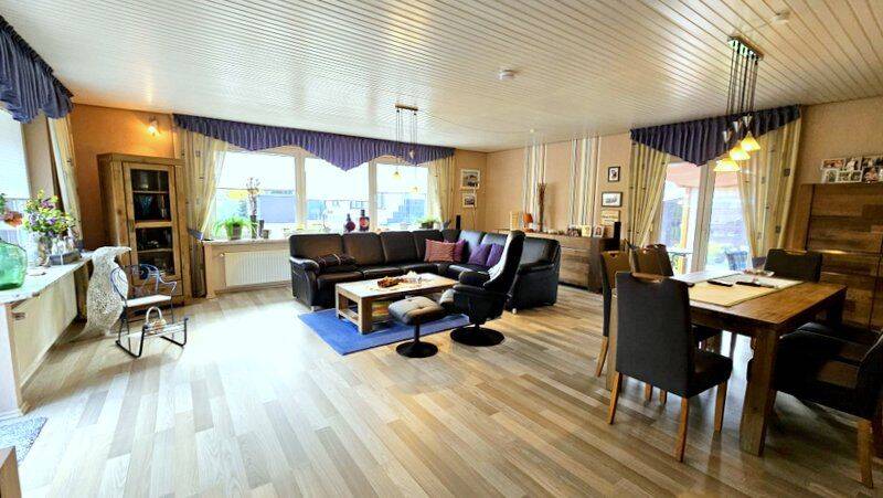 Bungalow Delmenhorst Hasport/Annenheide - 5 Zimmer, 207 m&sup2;, 455.000&euro; | Angebot:26093007