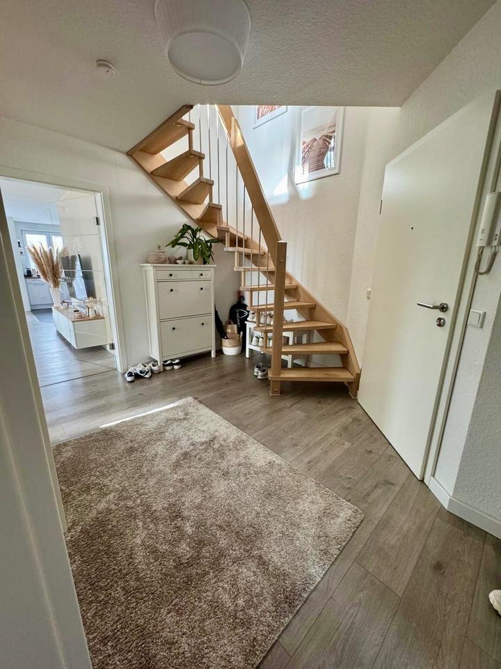 Stilvolle, helle 3,5-Zimmer-Studiowohnung mit EBK & großem Balkon zimmer