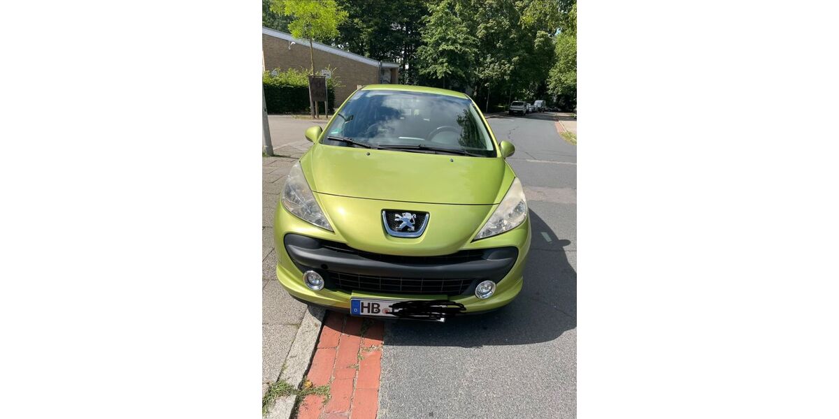 Peugeot 207 90.335 km 2.100 &euro; Bremen 28327