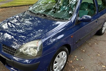 Renault Clio 224.000 km 1.199 € Bremen 28779