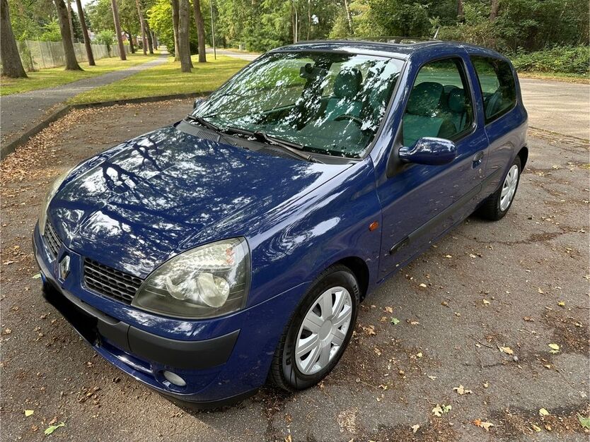 Renault Clio 224.000 km 1.199 € Bremen 28779
