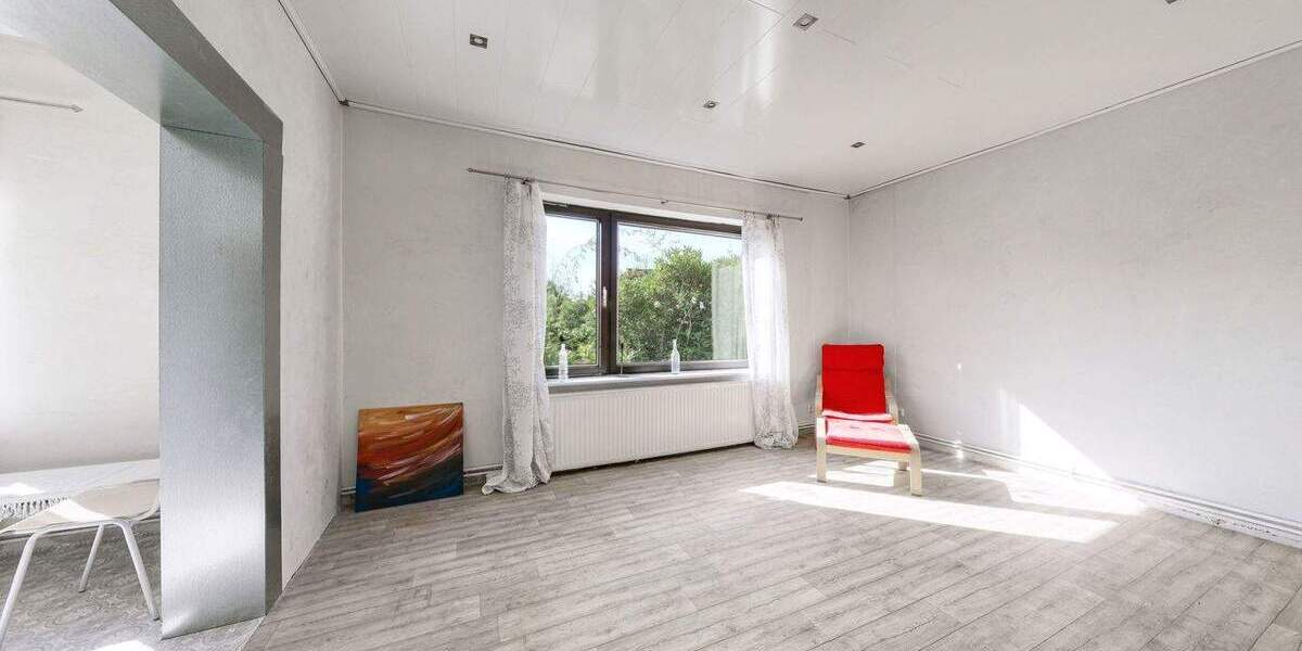 Mehrfamilienhaus, Wohnhaus Ganderkesee - 9 Zimmer, 210 m&sup2;, 399.000&euro; | Angebot:25693011