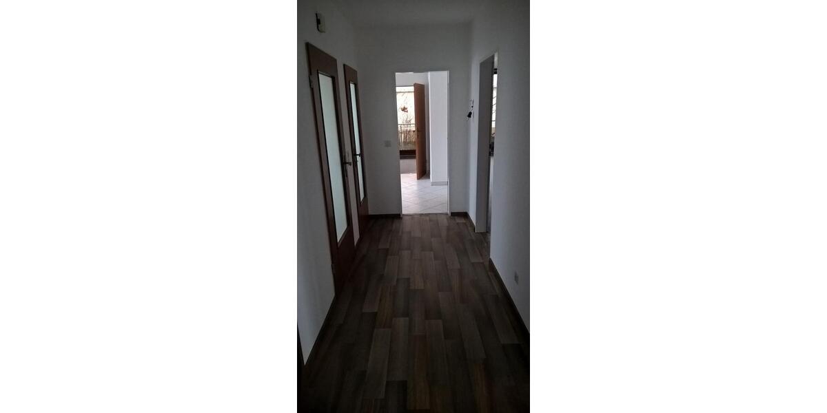 Dachgeschoßwohnung Bremen Blumenthal - 3 Zimmer, 90 m&sup2;, 750&euro; | Angebot:26564778