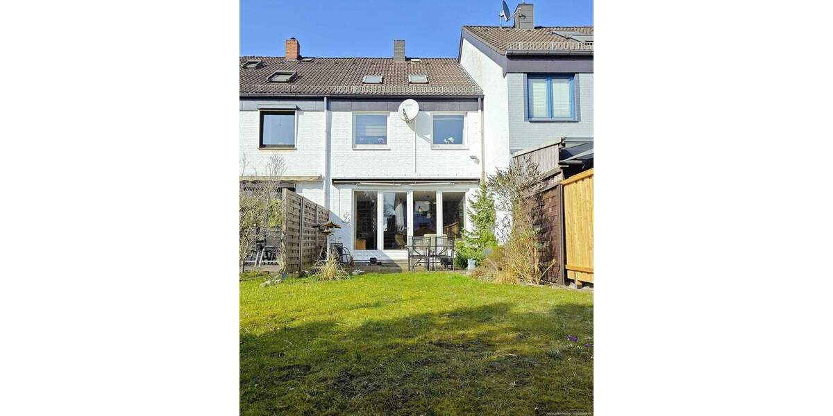 Reihenmittelhaus Bremen Burg-Grambke - 5 Zimmer, 120 m&sup2;, 299.000&euro; | Angebot:25645397