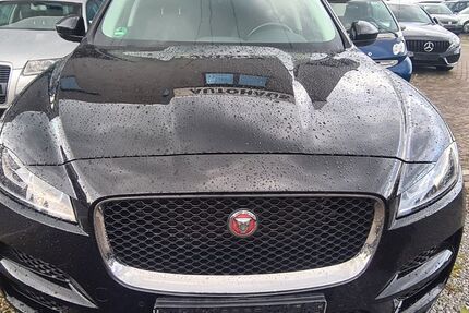 Jaguar F-Pace 160.000 km 10.999 &euro; Achim 28832