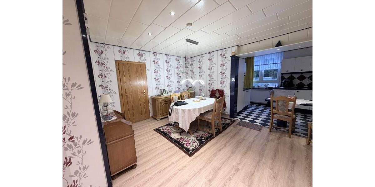 Mehrfamilienhaus, Wohnhaus Bremen / Rekum Rekum - 5 Zimmer, 284 m&sup2;, 349.000&euro; | Angebot:26028941