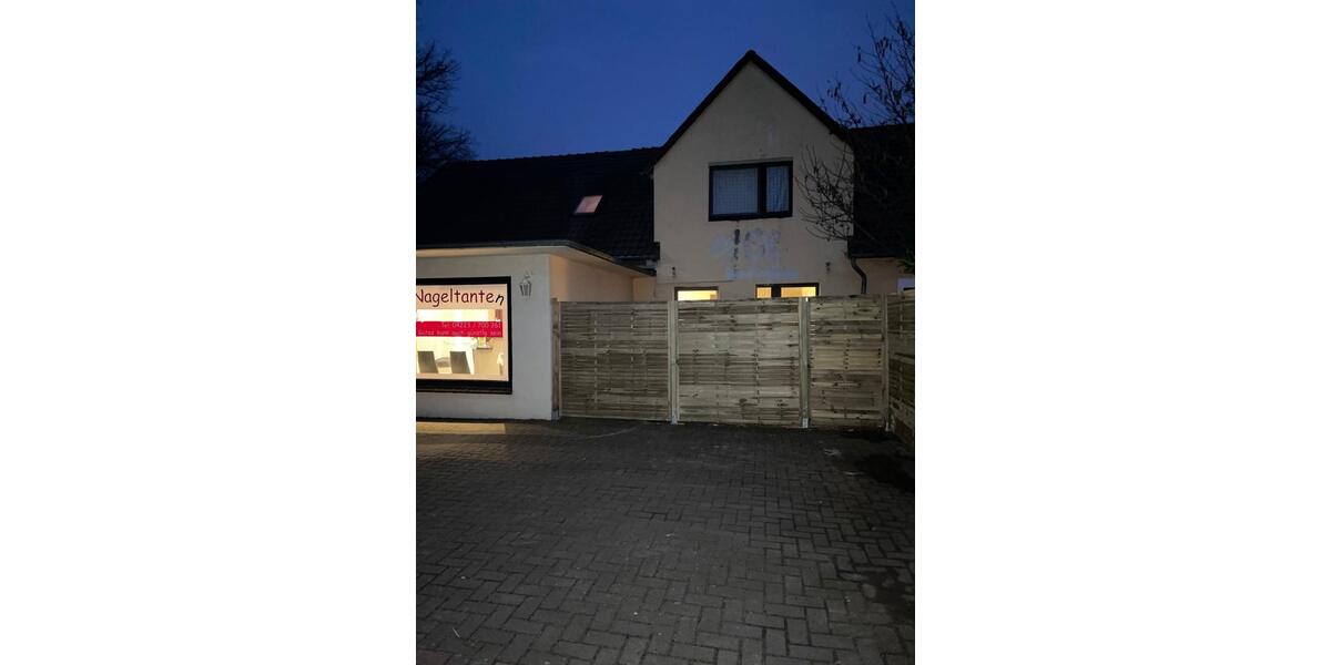 Mehrfamilienhaus, Wohnhaus Ganderkesee - 11 Zimmer, 210 m&sup2;, 279.000&euro; | Angebot:24878670