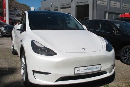 Tesla Model Y 95.348 km 27.965 &euro; Oyten 28876