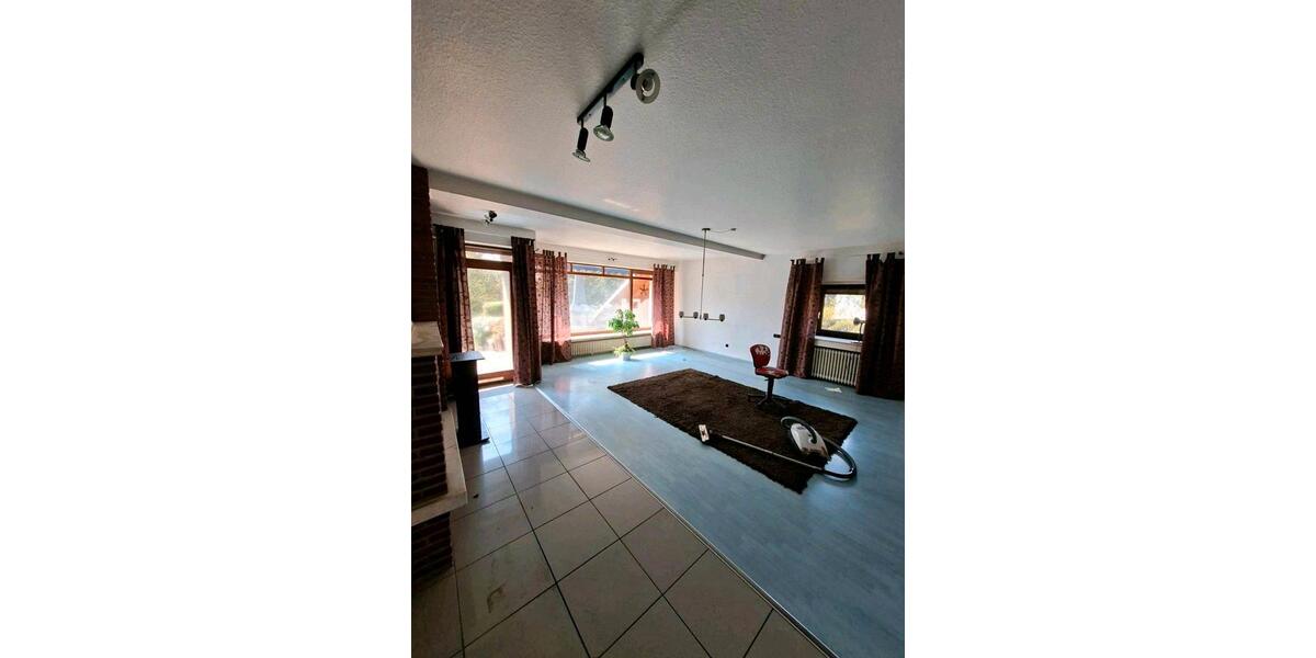 Einfamilienhaus Ganderkesee - 7.5 Zimmer, 200 m&sup2;, 1.900&euro; | Angebot:26582095