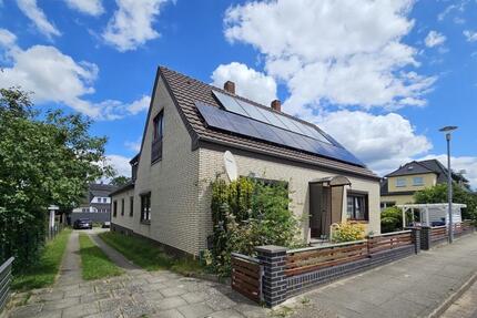 Haus Achim - 12 Zimmer, 320 m&sup2;, 640.000&euro; | Angebot:27266683
