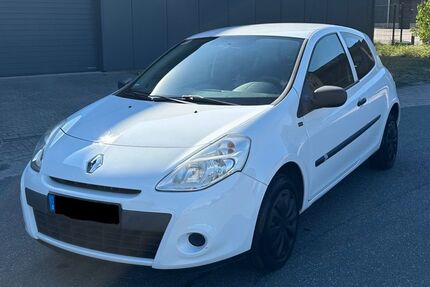 Renault Clio 138.500 km 3.499 &euro; Delmenhorst 27753