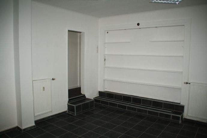 Mehrfamilienhaus, Wohnhaus Bremen Woltmershausen - 8 Zimmer, 268 m&sup2;, 349.000&euro; | Angebot:25685463