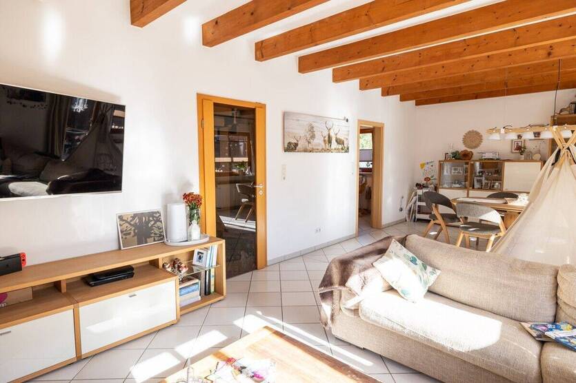 *** WIEDER VERFÜGBAR - CARPORT, TERRASSE, GLASFASER, VOLLBAD uvm. direkt neben kleinem PARK *** 4 zimmer