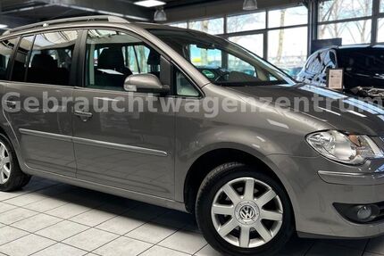 VW Touran 216.800 km 3.990 &euro; Bremen 28207