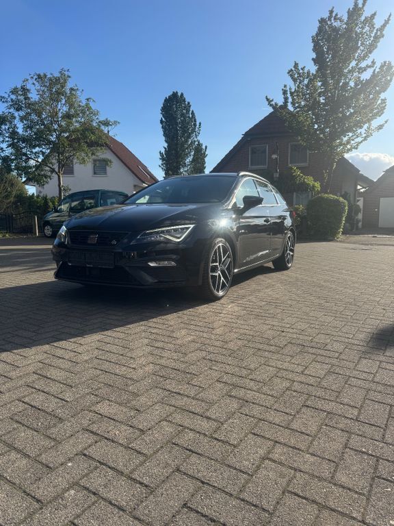 Seat Leon 105.800 km 15.980 € Bremen 28197