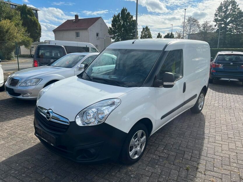 Opel Combo 114.000 km 7.490 € Bremen 28199