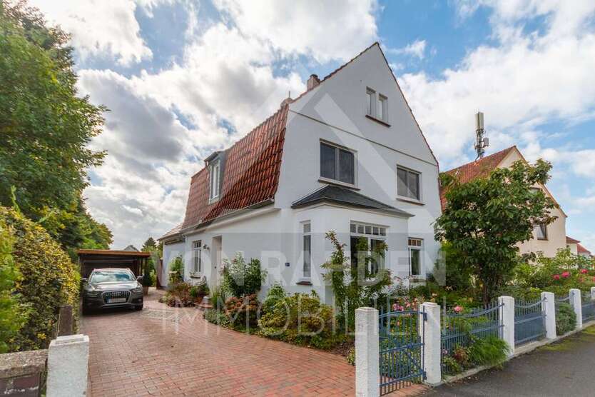 Haus zum Kaufen in Bremen 329.000 € 160 m² 6 zimmer