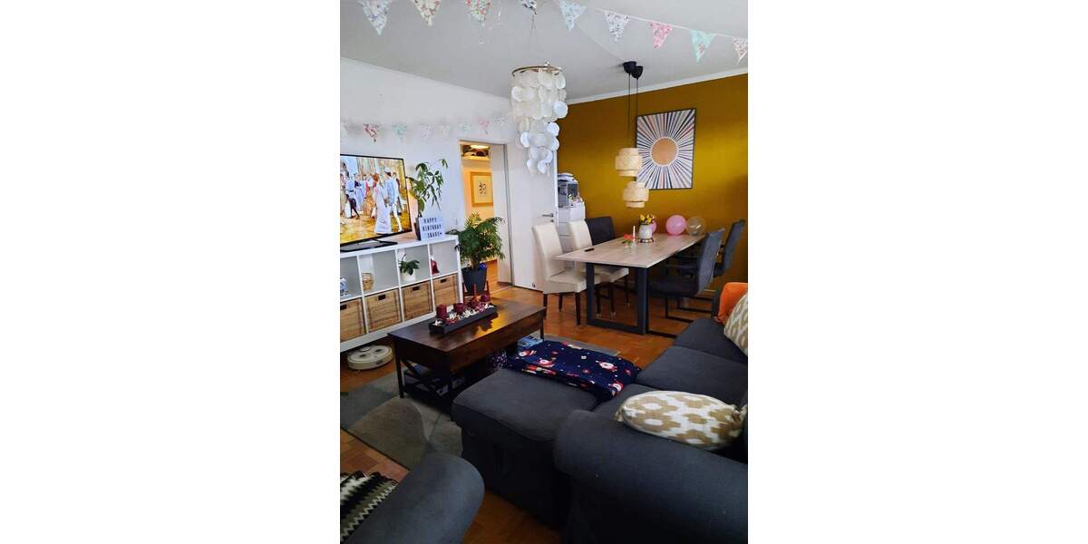 Etagenwohnung Stuhr Brinkum - 4 Zimmer, 96 m&sup2;, 1.000&euro; | Angebot:24723405