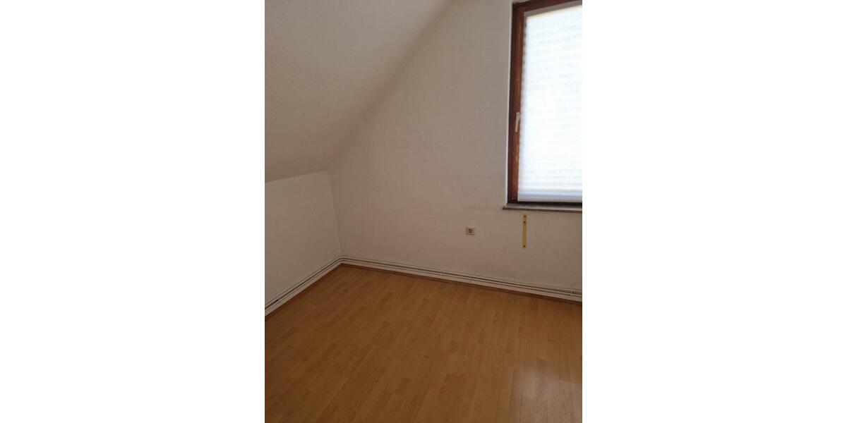 Dachgeschoßwohnung Bremen Findorff - 2.5 Zimmer, 53 m&sup2;, 168.000&euro; | Angebot:26124171