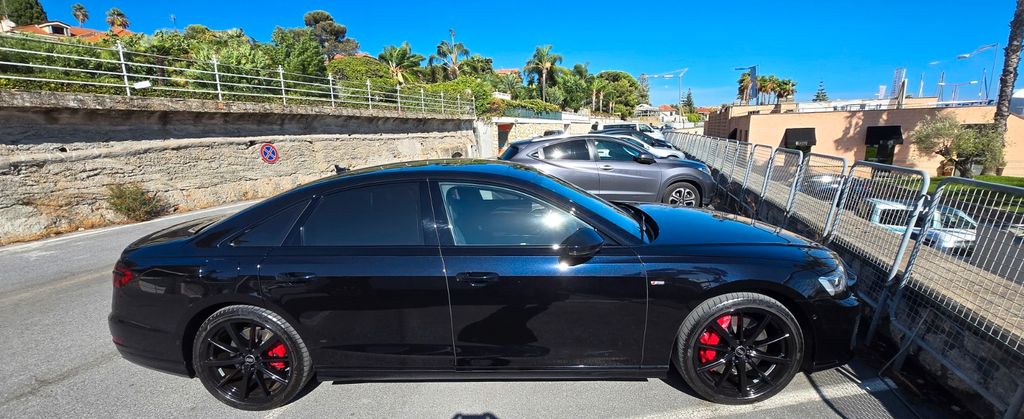 Audi A8 30.000 km 89.000 &euro; Bremen 28355