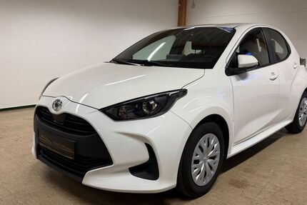 Toyota Yaris 54.000 km 11.999 &euro; Bremen 28259