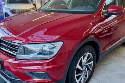 VW Tiguan 74.652 km 18.490 &euro; Bremen 28237