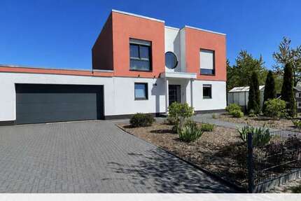 Haus Delmenhorst Bungerhof - 6 Zimmer, 195 m&sup2;, 629.000&euro; | Angebot:26640496