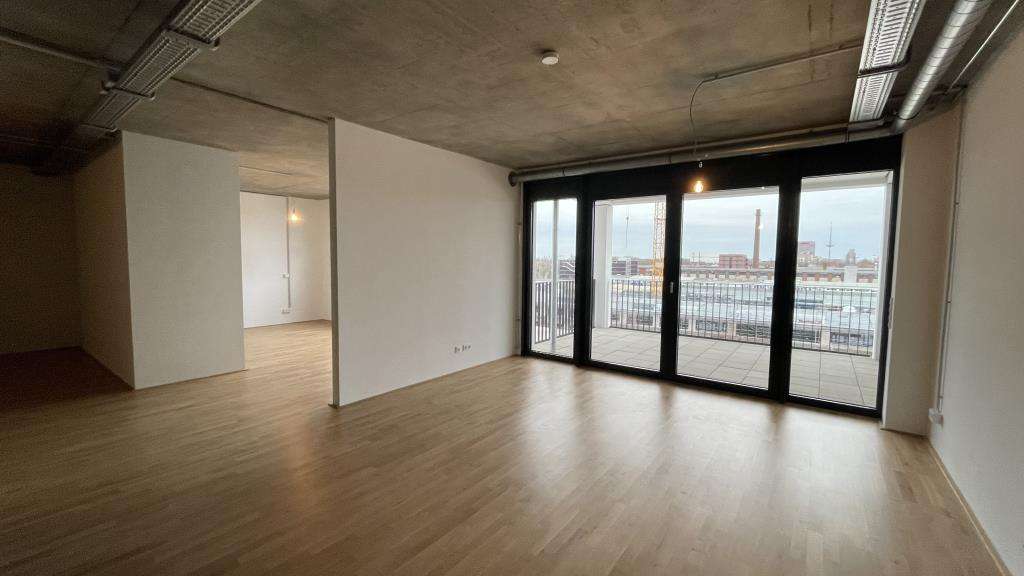 Etagenwohnung Bremen Woltmershausen - 1 Zimmer, 105 m&sup2;, 1.359&euro; | Angebot:27352298