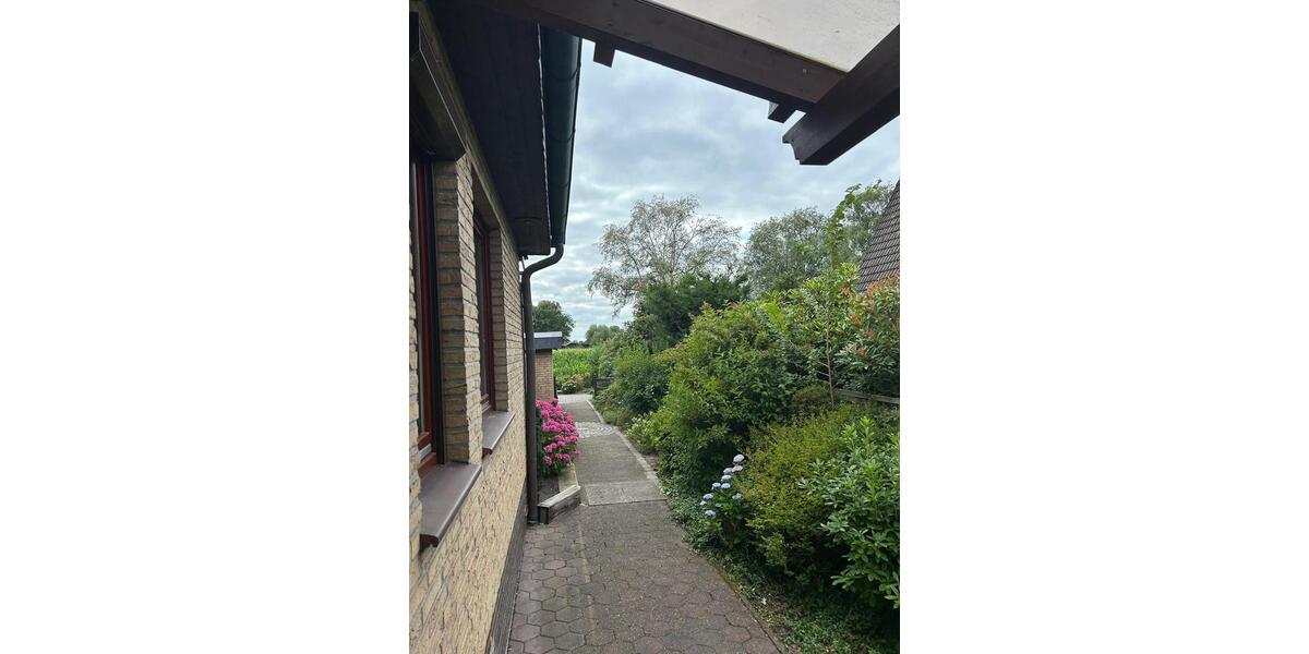 Einfamilienhaus Lilienthal - 9 Zimmer, 200 m&sup2;, 425.000&euro; | Angebot:27191368