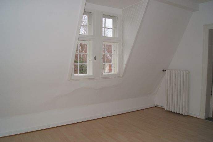 Etagenwohnung Bremen Schwachhausen - 4 Zimmer, 115 m&sup2;, 1.300&euro; | Angebot:26658618