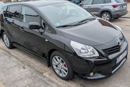 Toyota Verso 214.000 km 8.200 &euro; Delmenhorst 27753