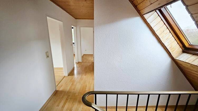 Doppelhaushälfte Grasberg - 9 Zimmer, 180 m&sup2;, 299.000&euro; | Angebot:25998715