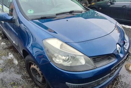Renault Clio 160.000 km 990 &euro; Achim 28832