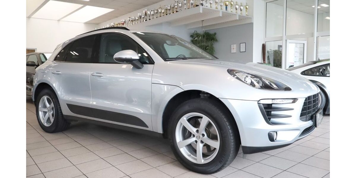 Porsche Macan 82.258 km 33.850 &euro; Stuhr-Bremen 28816
