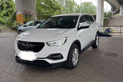 Opel Grandland (X) 83.500 km 16.200 € Bremen 28219