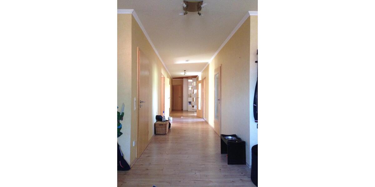 Etagenwohnung Harpstedt - 6 Zimmer, 150 m&sup2;, 1.250&euro; | Angebot:26026112