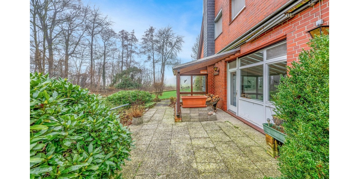 Einfamilienhaus Oyten Oyterdamm - 7 Zimmer, 392 m&sup2;, 485.000&euro; | Angebot:25862502