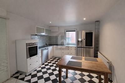 VIEL PLATZT ZUM WOHLFÜHLEN MIT GROßEM GARTEN - Zweifamilienhaus Achim | Angebot:26550821