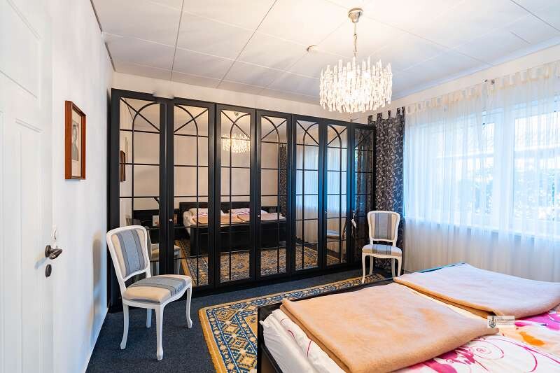 Luxuriöses 1-2 Fam.Haus mit ca. 100m² Gewerbefläche + Einliegerwohnung + Schwimmbad +Sauna +Kamin - Zweifamilienhaus Bassum / Nordwohlde Nordwohlde | Angebot:24212717