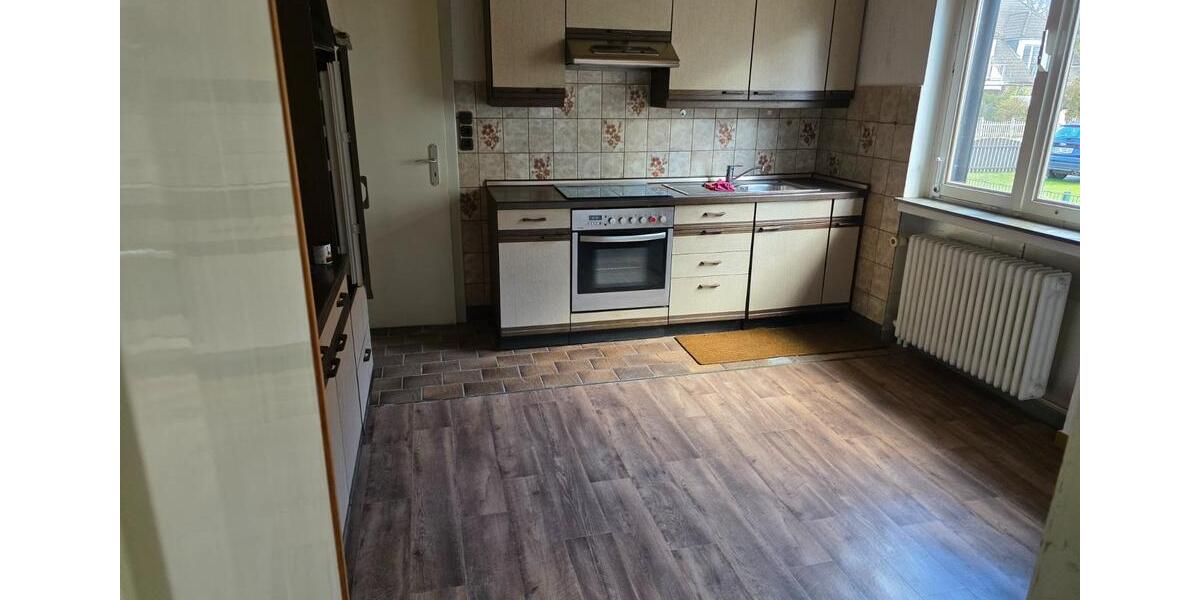 Einfamilienhaus Delmenhorst Bungerhof - 6.5 Zimmer, 160 m&sup2;, 1.800&euro; | Angebot:25965602