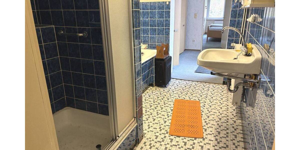 Doppelhaushälfte Bremen / Gröpelingen Ohlenhof - 5 Zimmer, 131 m&sup2;, 210.000&euro; | Angebot:26806867